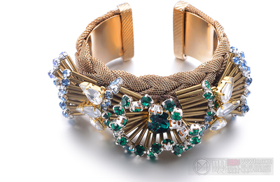 珠寶首飾 形神兼?zhèn)?，重在品? />
</span>
<span id=